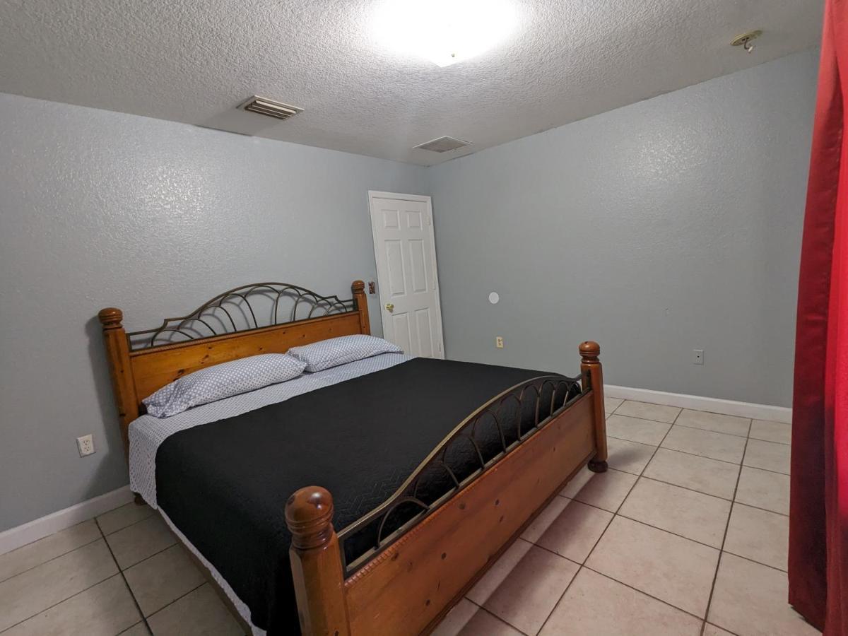 Milusol Vandrarhem Miami Shores Exteriör bild
