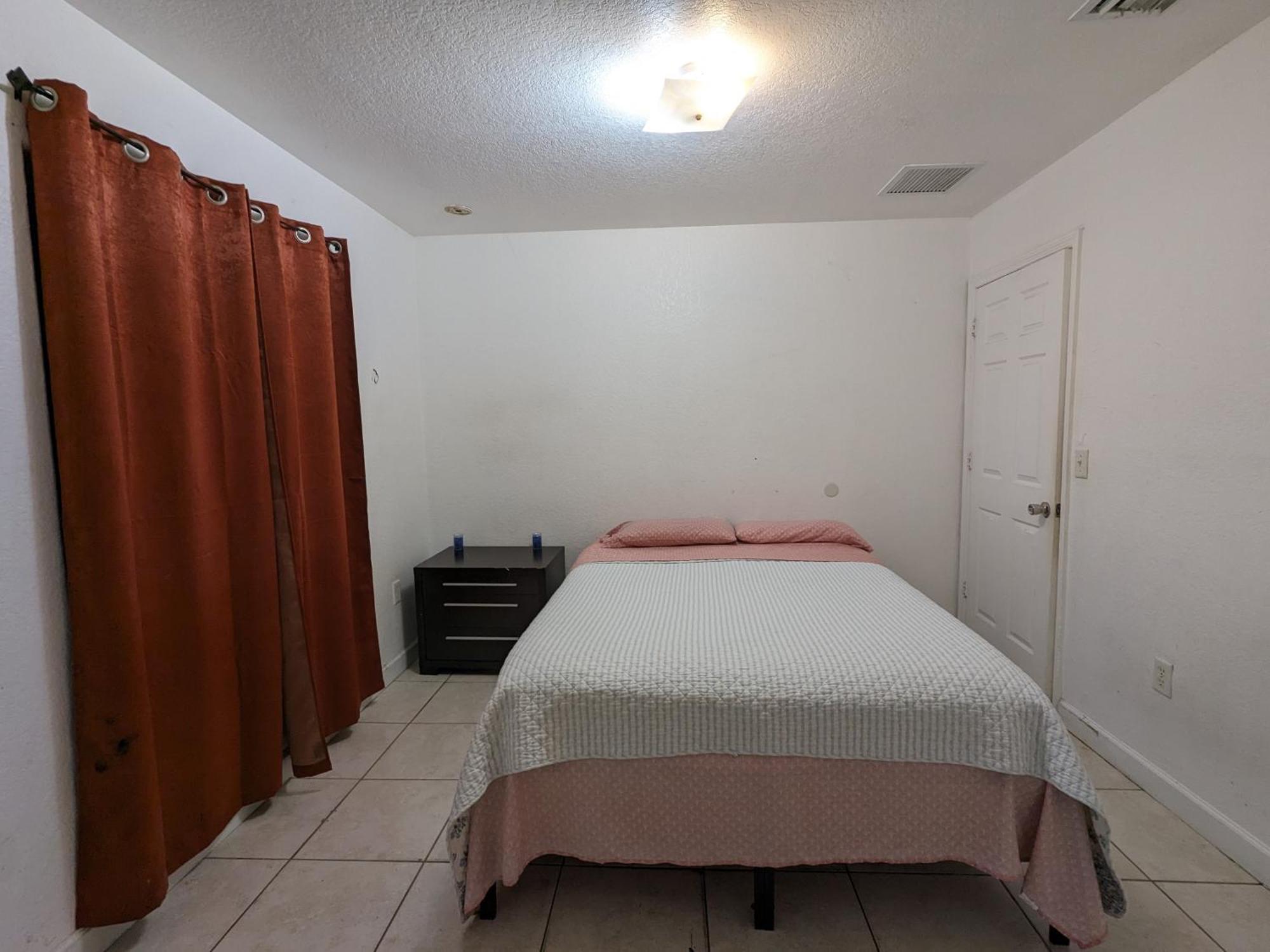 Milusol Vandrarhem Miami Shores Exteriör bild